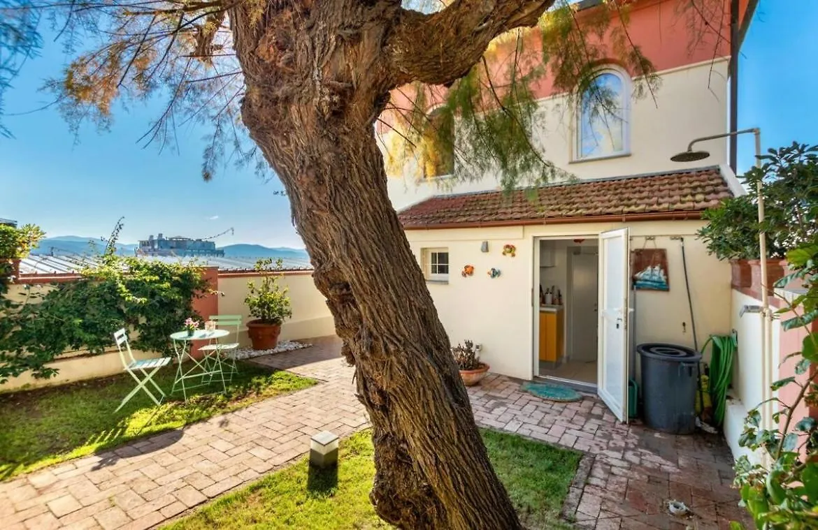 Villino Gelli Villa Follonica