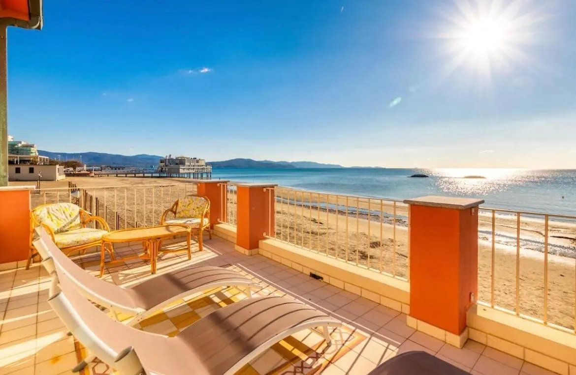 Villino Gelli Villa Follonica 0*,